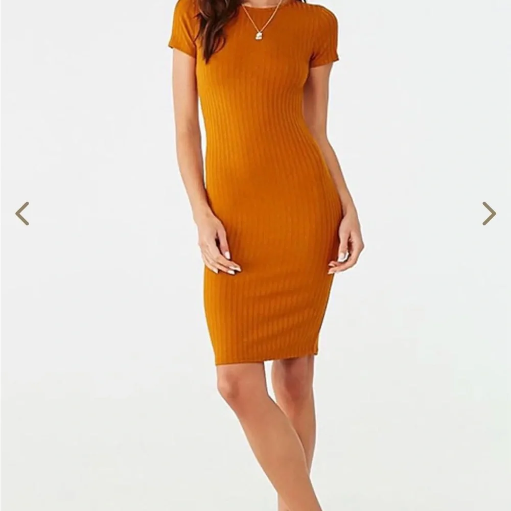 Forever 21 Ribbed Short-Sleeve Midi Dress in Burnt Orange Juniors Teens Women - Picture 6 of 6